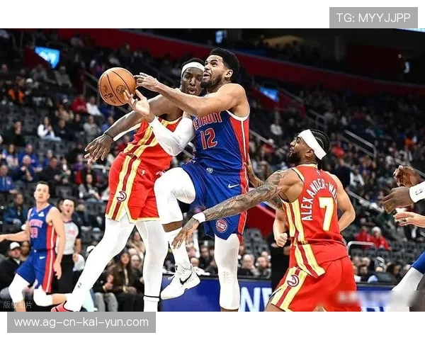 球队在比赛中形成强大的替补火力成为优势，足球比赛时替补队员应从什么处入场