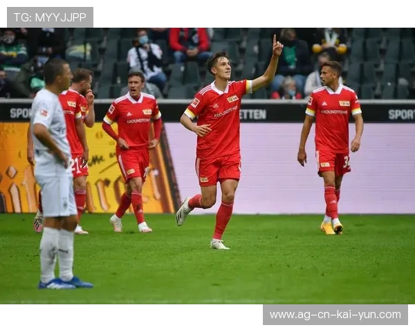 沃尔夫斯堡外线连击打乱整体防线